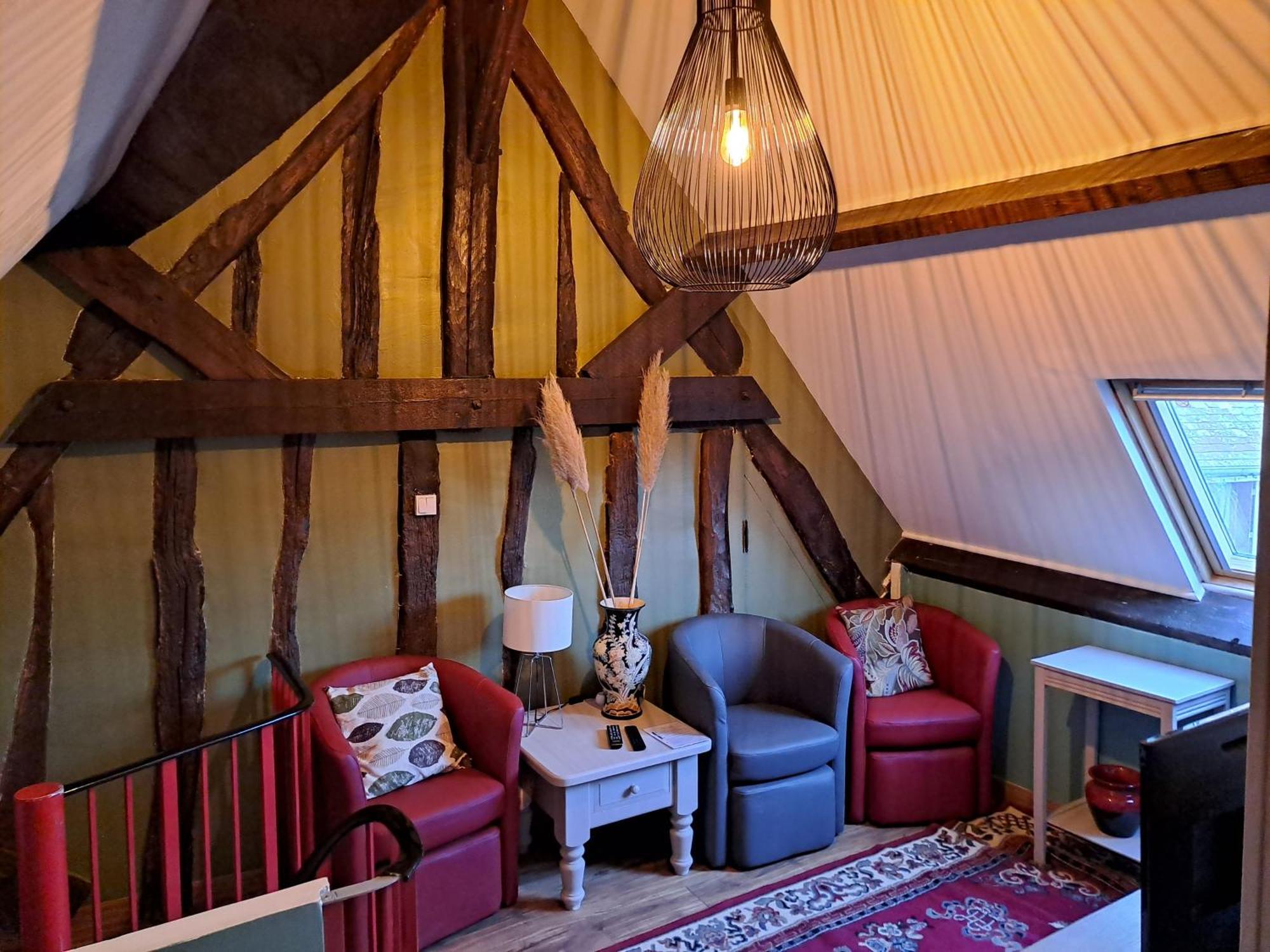 Вилла Chez Robins Trie-Chateau Номер фото